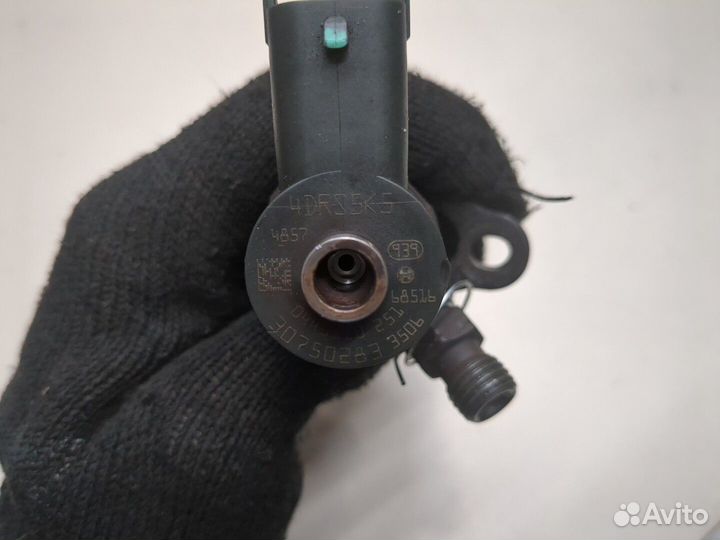 Форсунка топливная Volvo XC90, 2006