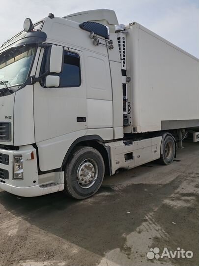 Volvo FH12 с полуприцепом, 2004