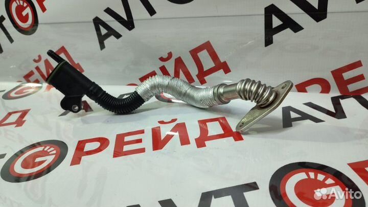 Патрубок вентиляции картерных газов Audi Q5 8R