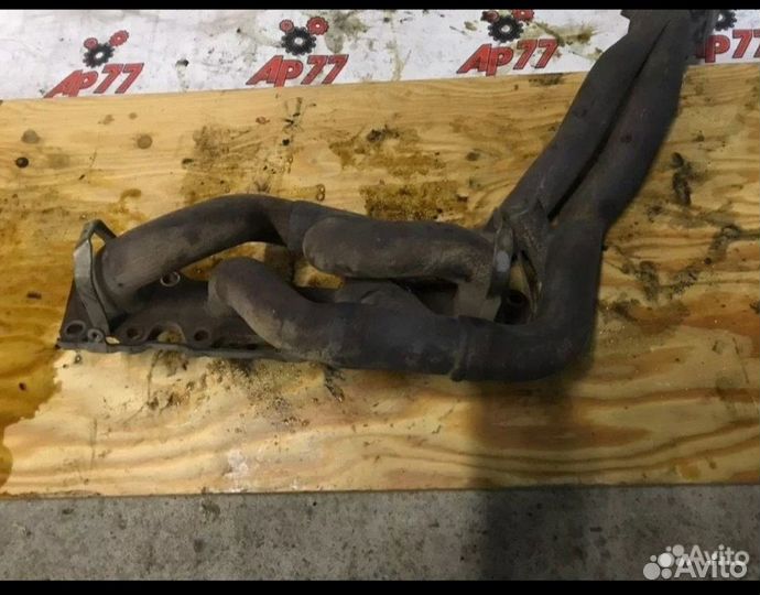 Продаю выпускной коллектор Mercedes E-Class