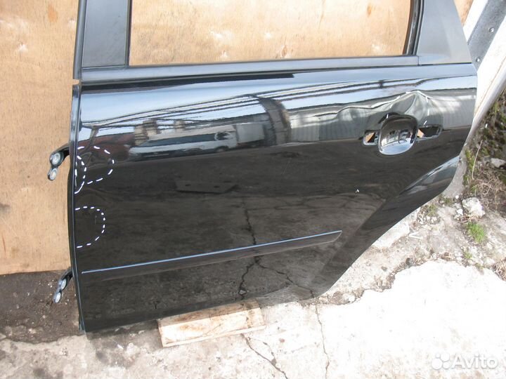 Дорест задняя левая дверь Ford Focus 2 седан