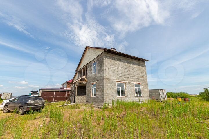 Коттедж 142 м² на участке 8 сот.