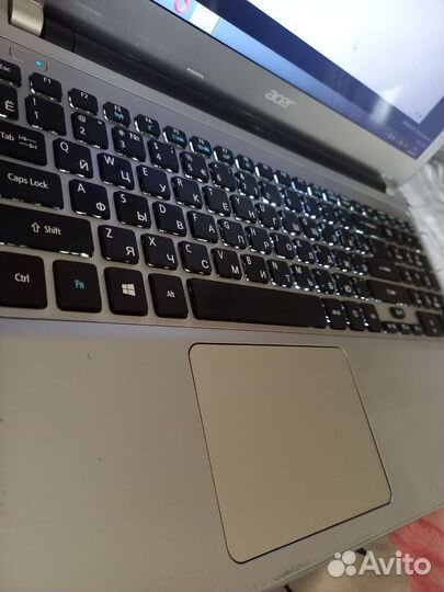 Ультрабук Acer с подстветкой А8