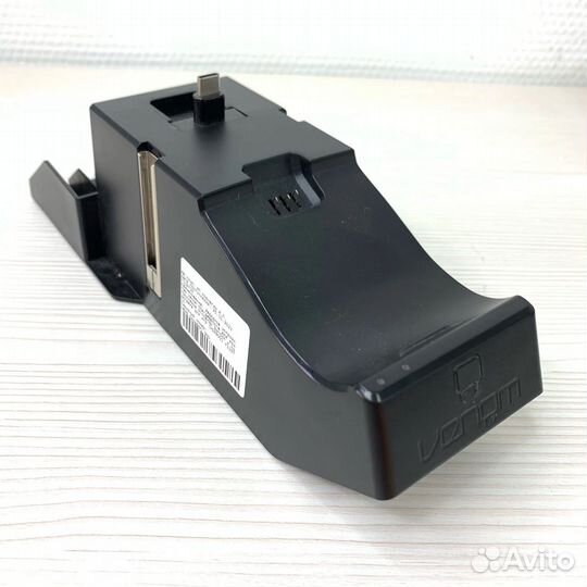 Зарядное устройство Venom Charge&Store для контрол