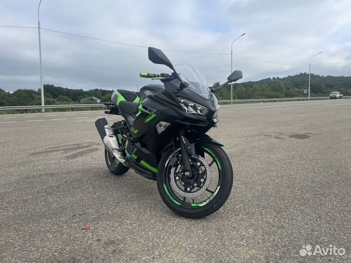 Kawasaki ninja 400