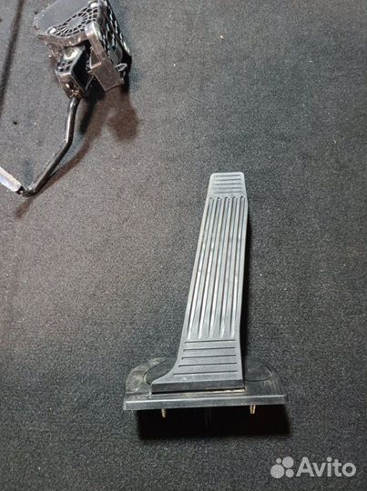 Педаль газа Lexus Es 250 2020