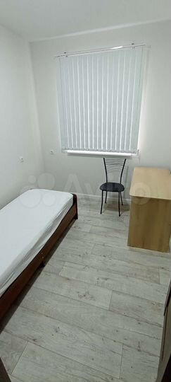 2-к. квартира, 40 м², 1/4 эт.