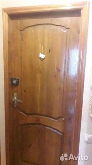 Дверь входная деревянная бу