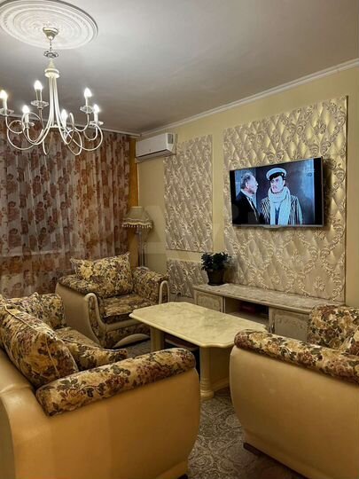 2-к. квартира, 55 м², 2/10 эт.