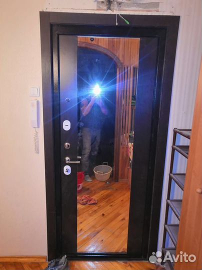 Входные двери установка