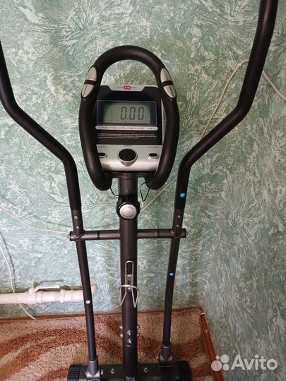 Эллиптический тренажер cardio power E200