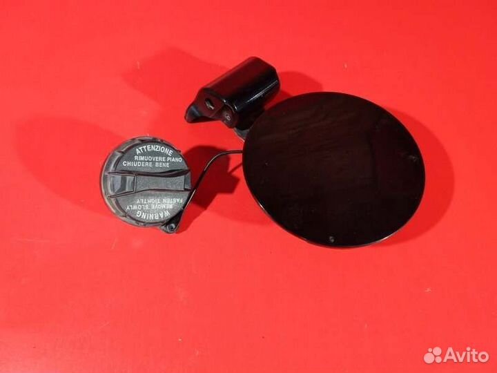 Лючок топливного бака Kia Cerato 2 Td 1.6 G4FC