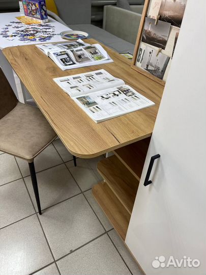 Компьютерный стол новый