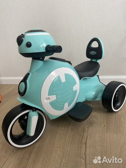 Электромотоцикл на аккумуляторе