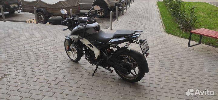 Bajaj pulsar 200 ns