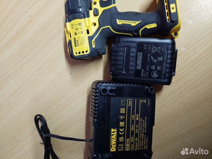 Шуруповерт dewalt dcd 708