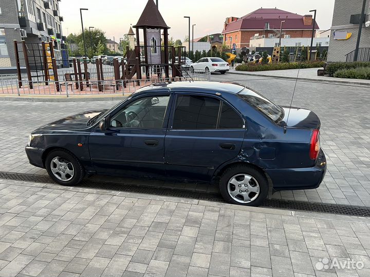 Hyundai Accent, 2009