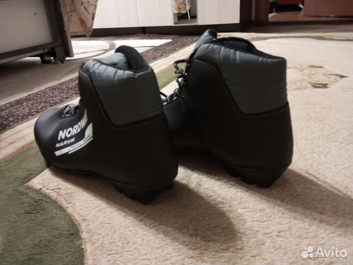 Лыжи беговые fisher