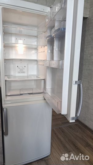 Продам холодильник б/у LG в отличном состоянии