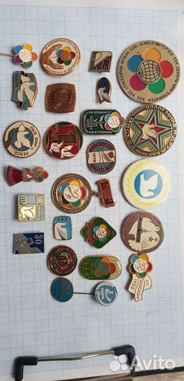 Значки Фестивали Голубь мира 4