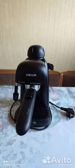 Кофеварка рожковая Dexp EM 800