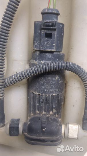 Бачок омывателя Volkswagen Golf 6, 2010