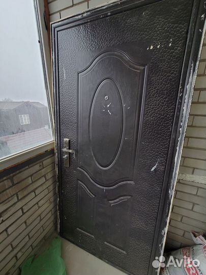 Дверь входная металлическая