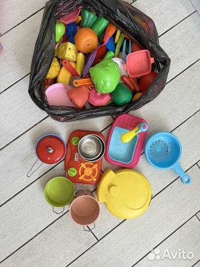 Игрушки для деткой кухни