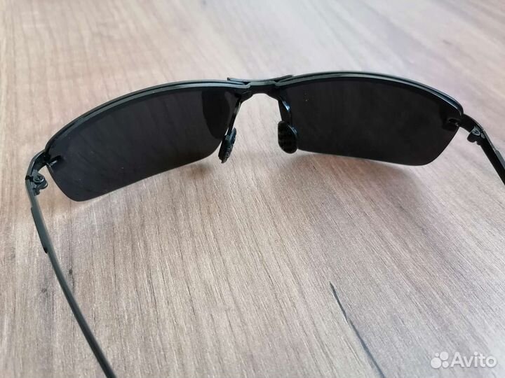 Солнцезащитные очки мужские