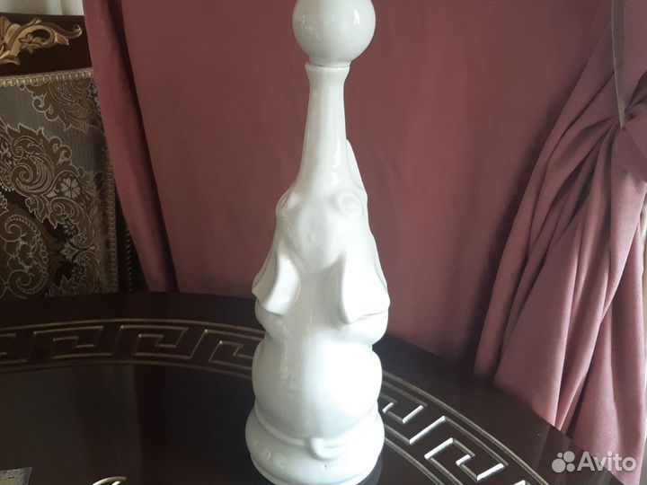 Фарфоровая статуэтка слон с мячом СССР