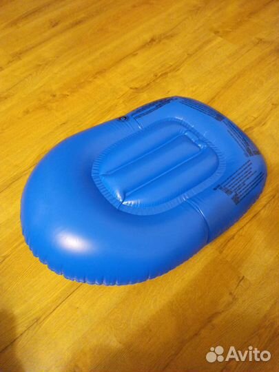 Детская надувная лодка