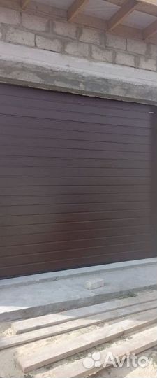 Гаражные ролетные ворота с монтажом