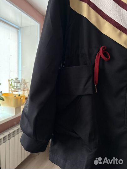 Куртка ветровка женская