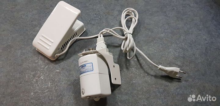 Мотор для бытовой швейной машинки Reach