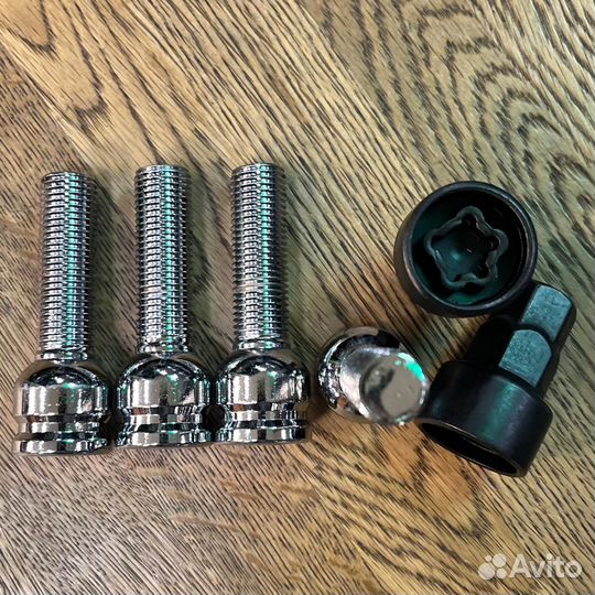 Секретные болты Mersedes 12x1,5 резьба 40мм
