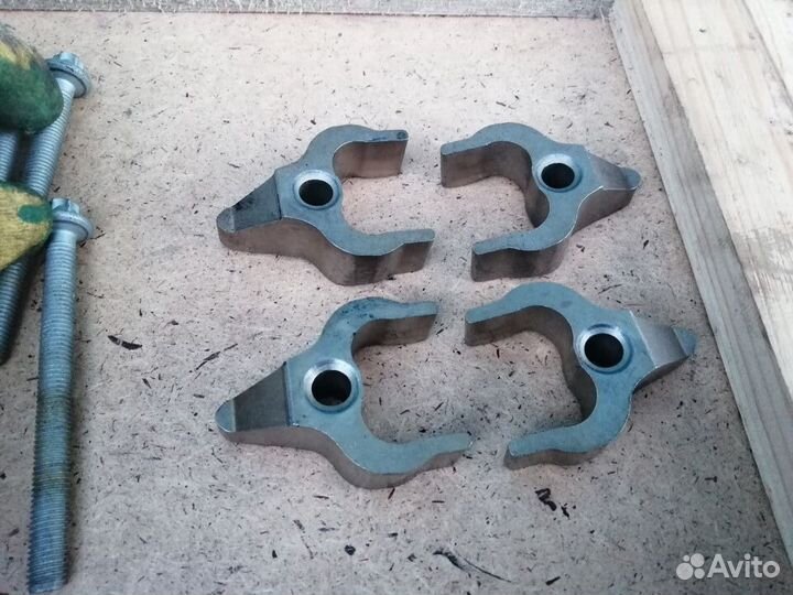 Кронштейн крепления форсунки B47 BMW X4 F26 F25