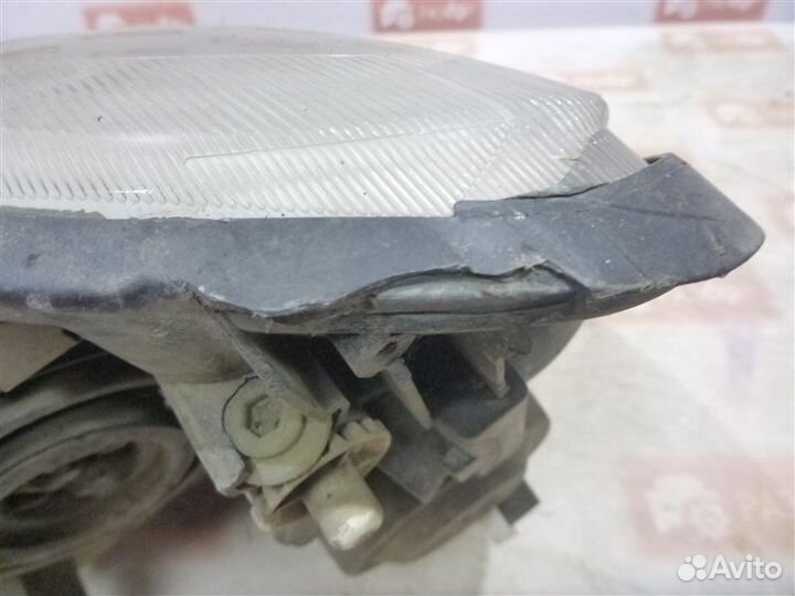 Фара передняя правая Opel Corsa F68 Z12XE 2003