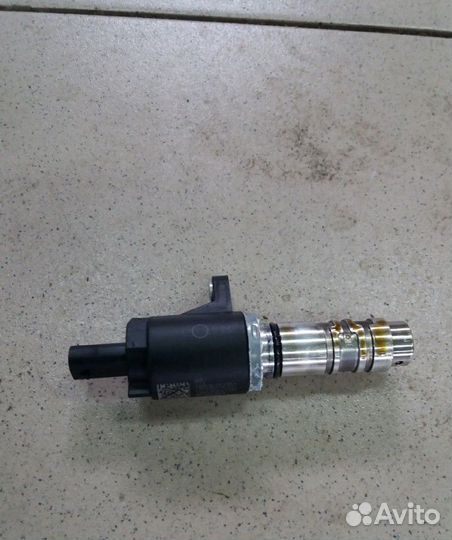 Электромагнитный клапан фаз грм VW Volkswagen