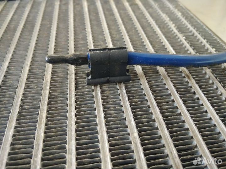 Радиатор кондиционера Faw Vita