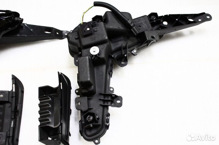 LX570 / LX450d 2016+ Туманки Black Vision M5EN7