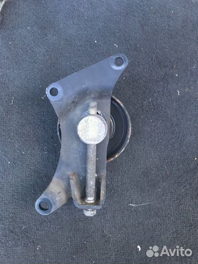 Ролик натяжной Nissan Skyline VQ35DE