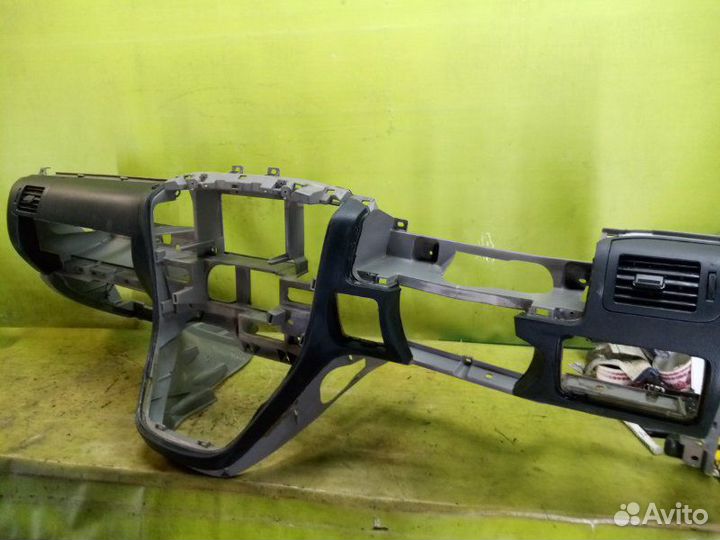 Торпедо Toyota Alphard MNH15