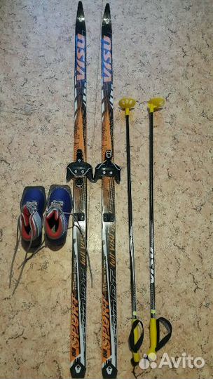 Лыжи с креплением, ботинки, палки