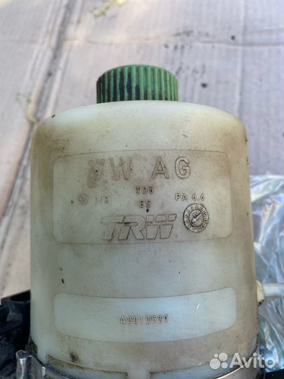 Насос эгур TRW Skoda / Volkswagen / Seat / Audi