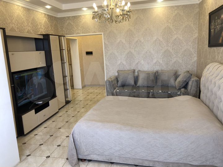 Квартира-студия, 38 м², 8/10 эт.