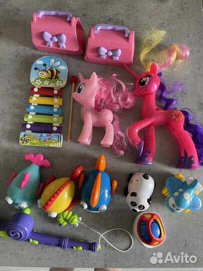 Игрушки (плейдо; рыбалка; каталки)