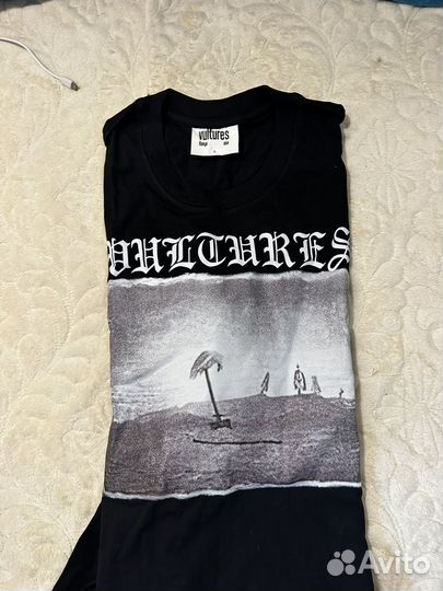 Yeezy vultures лонгслив
