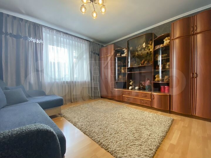 2-к. квартира, 70,8 м², 1/6 эт.