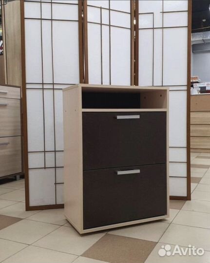 Обувница дели