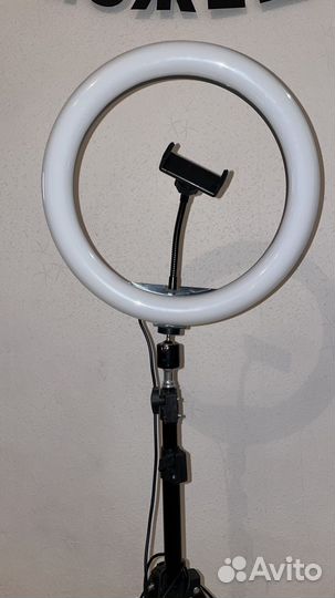 Кольцевая лампа